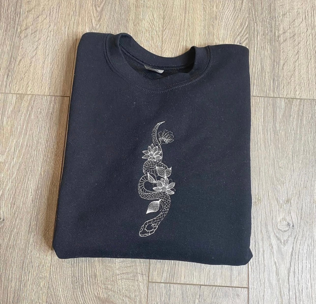 Snake Floral Crewneck